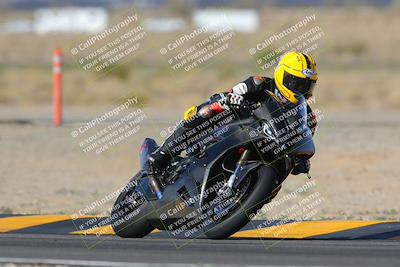 media/Feb-04-2023-SoCal Trackdays (Sat) [[8a776bf2c3]]/Turn 11 (945am)/